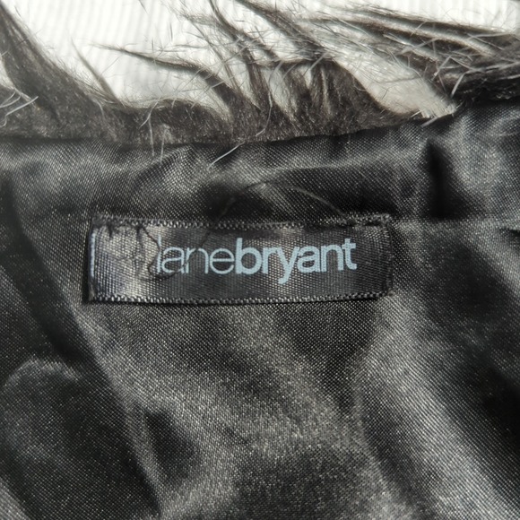 Lane Bryant Faux Shaggy Fur Women's Size 1X Black And White Open Front Vest 395 - Picture 6 of 8